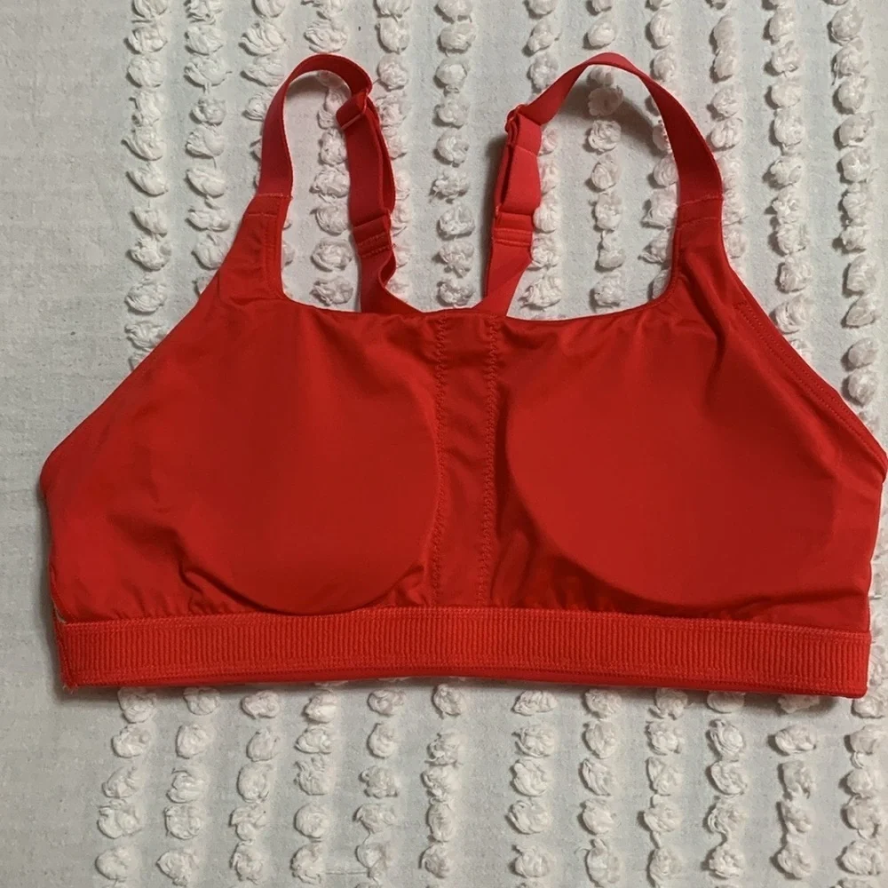 Lululemon Ultralu Square-neck Workout Bra Medium Support Size 8 Vibrant Color